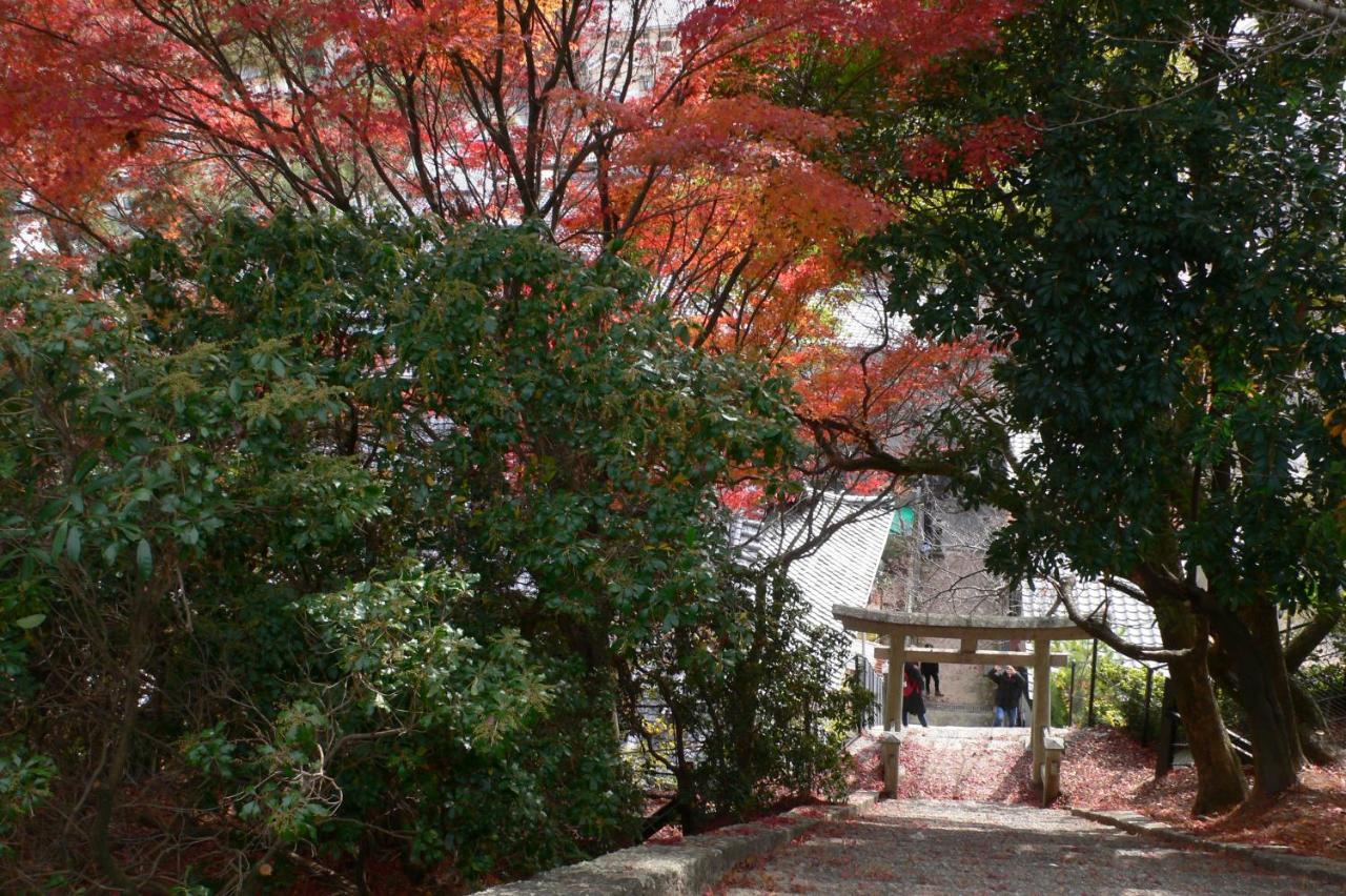 Отель Itsukushimahigashimonzen Kikugawa Хацукаити Экстерьер фото