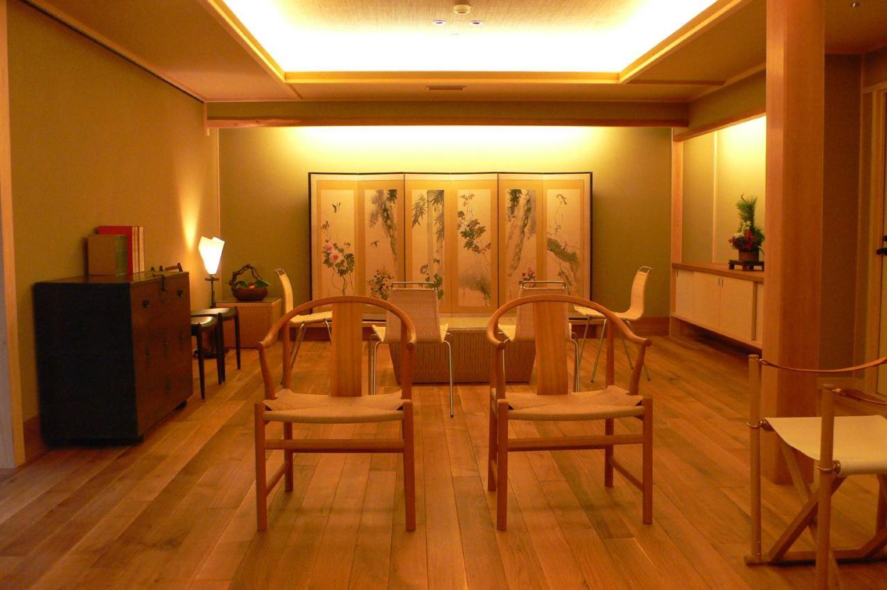 Отель Itsukushimahigashimonzen Kikugawa Хацукаити Экстерьер фото